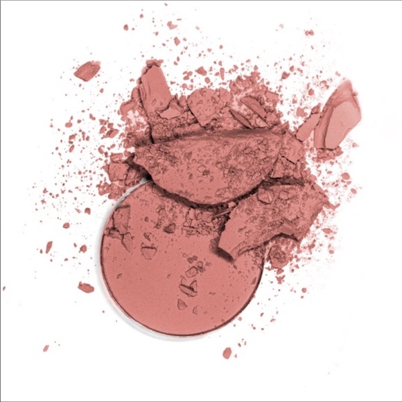 BNIB Ofra Cosmetics Blush in Charm - Picture 2 of 5